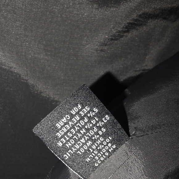 Teri Jon Sparkling Black Cropped Blazer - Picture 5 of 6